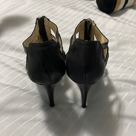 Michael Kors Heels - Black - Picture 4 of 5